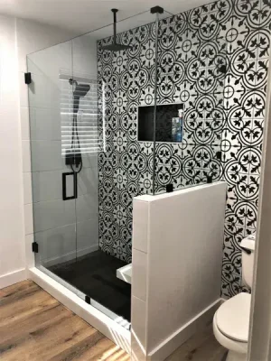 90 degree frameless shower door